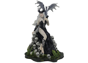 Mad Queen Gothic Statue 1 - JPs Horror Collection