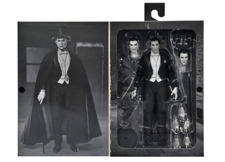 Dracula (Carfax Abbey) (B&W) 7" Ultimate 5 - JPs Horror Collection