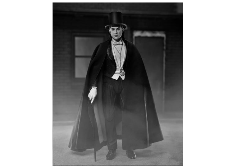 Dracula (Carfax Abbey) (B&W) 7" Ultimate 9 - JPs Horror Collection